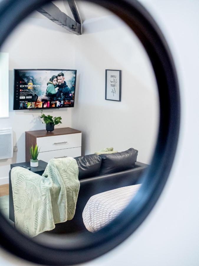 Apartment Spacious With Parking - 10 Mins To Leeds Centre Leeds (West Yorkshire)