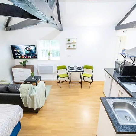 Spacious Studio With Parking - 10 Mins To Leeds Centre Exterior foto
